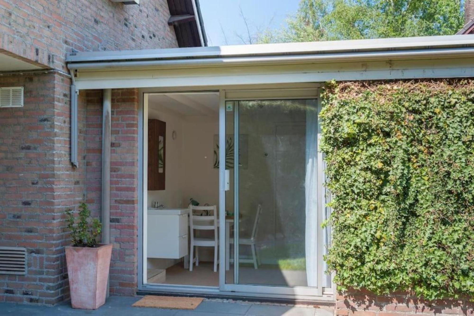 Front Room In Villa Near Centre And Tue Eindhoven Exterior photo